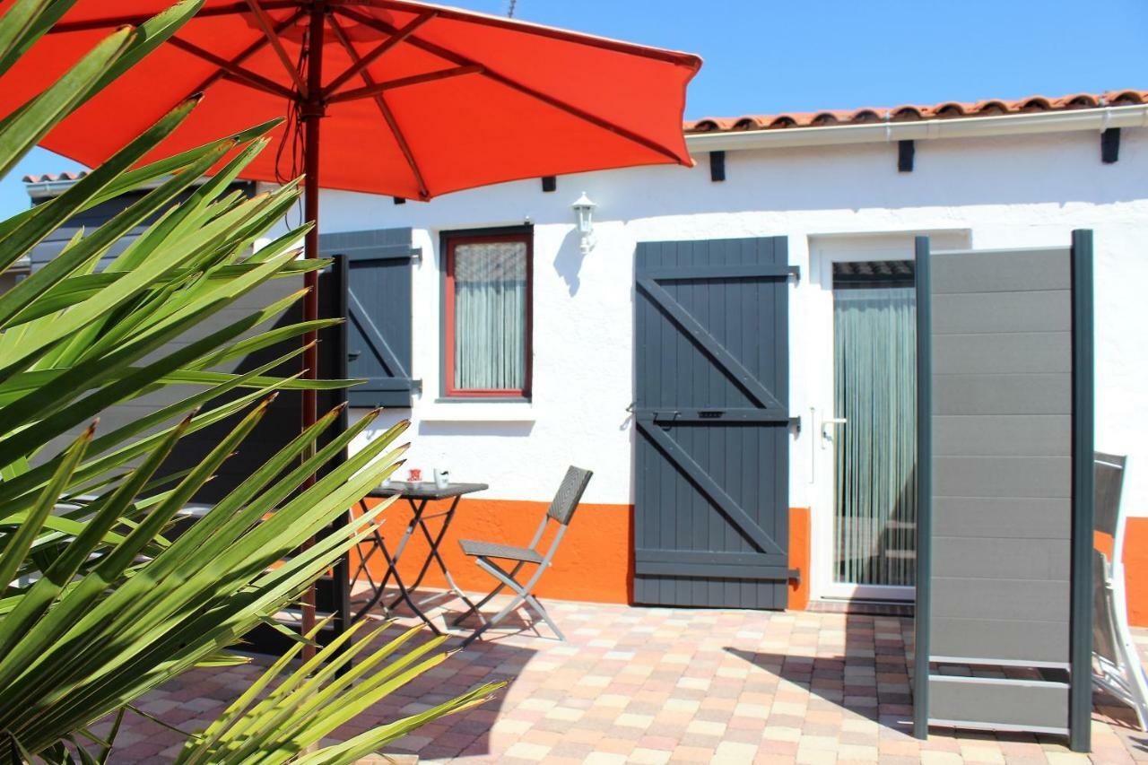 Gite Fleur De Mer La Rochelle Пюилборо Екстериор снимка